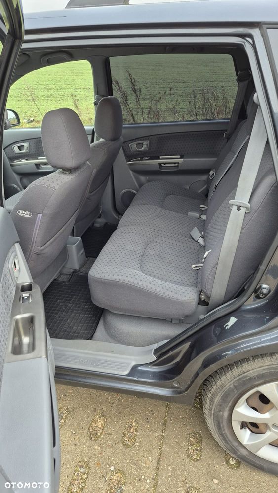 Kia Carens 2.0 CRDi EX - 8