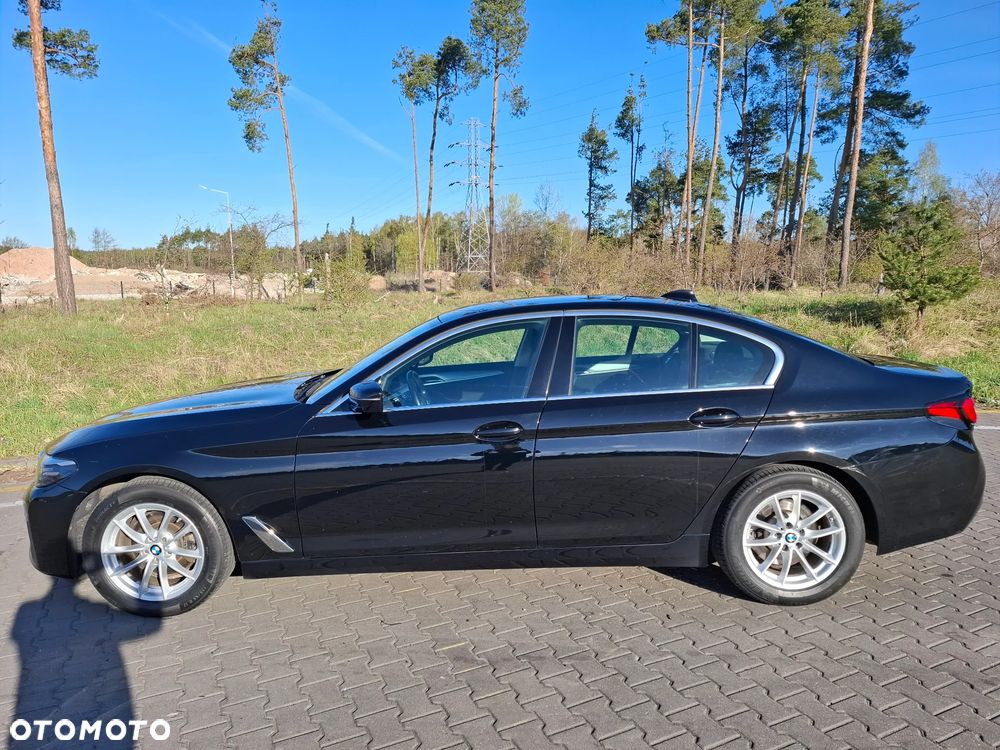 BMW Seria 5 518d - 3