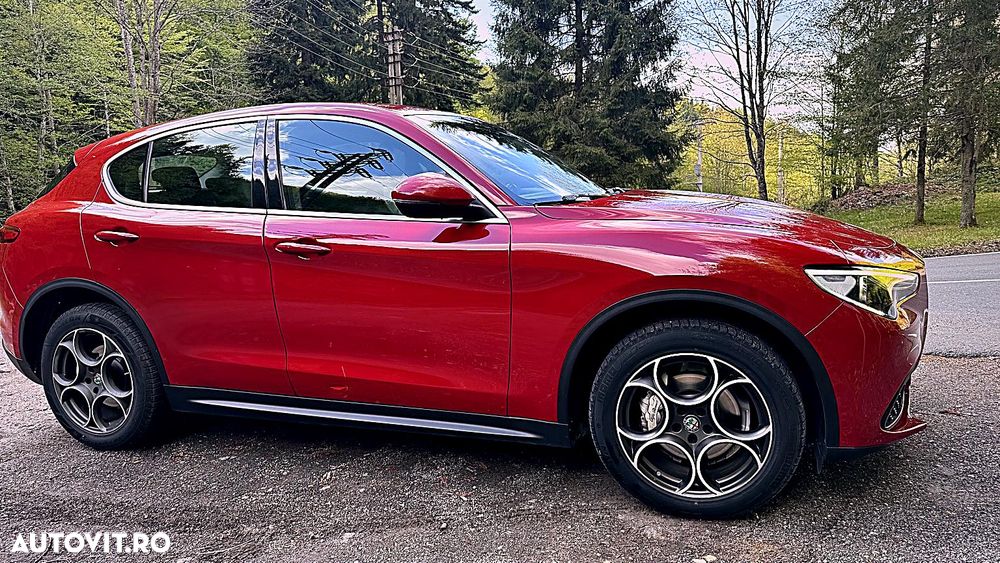 Alfa Romeo Stelvio 2.0 Turbo AWD AT8 Veloce - 16