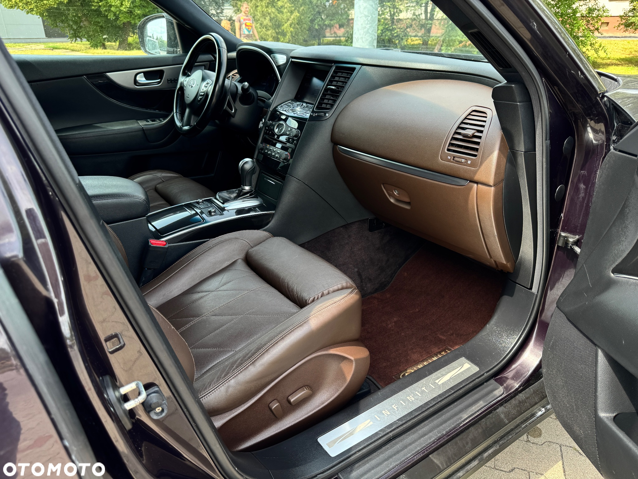 Infiniti FX FX30d S Premium - 35