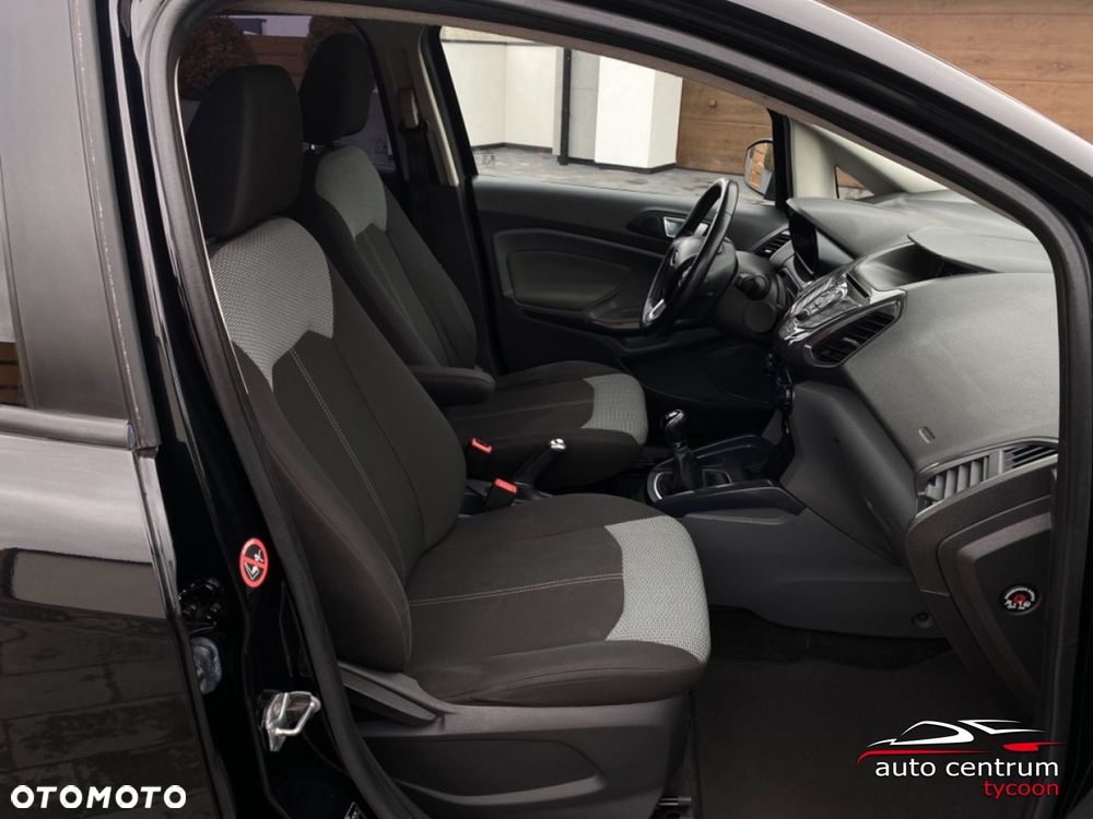 Ford EcoSport - 32
