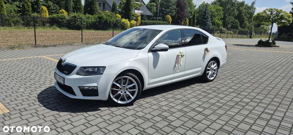Skoda Octavia 2.0 TDI RS DSG - 2