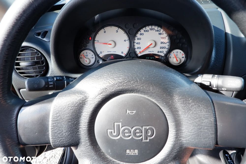Jeep Cherokee 2.5L CRD Sport - 15