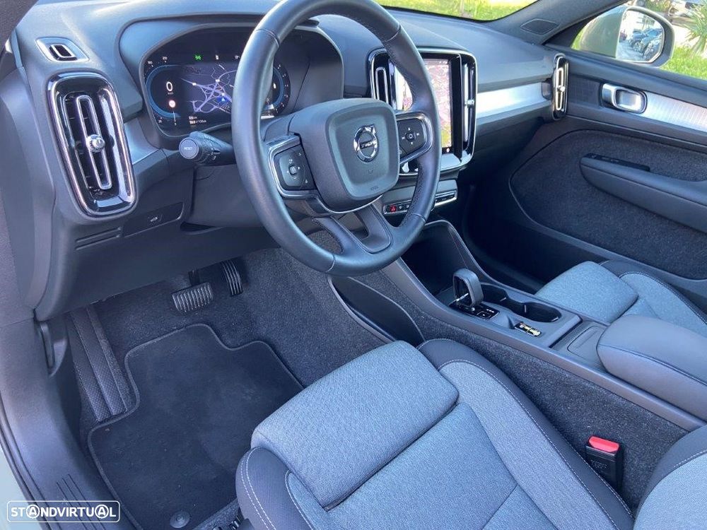 Volvo XC 40 2.0 B3 Core - 10