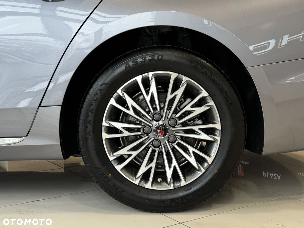 Hongqi H5 2.0T Comfort - 16