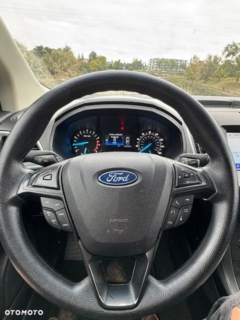 Ford Edge - 13