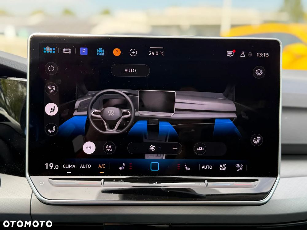 Volkswagen Golf VIII 1.5 TSI Life Plus - 28