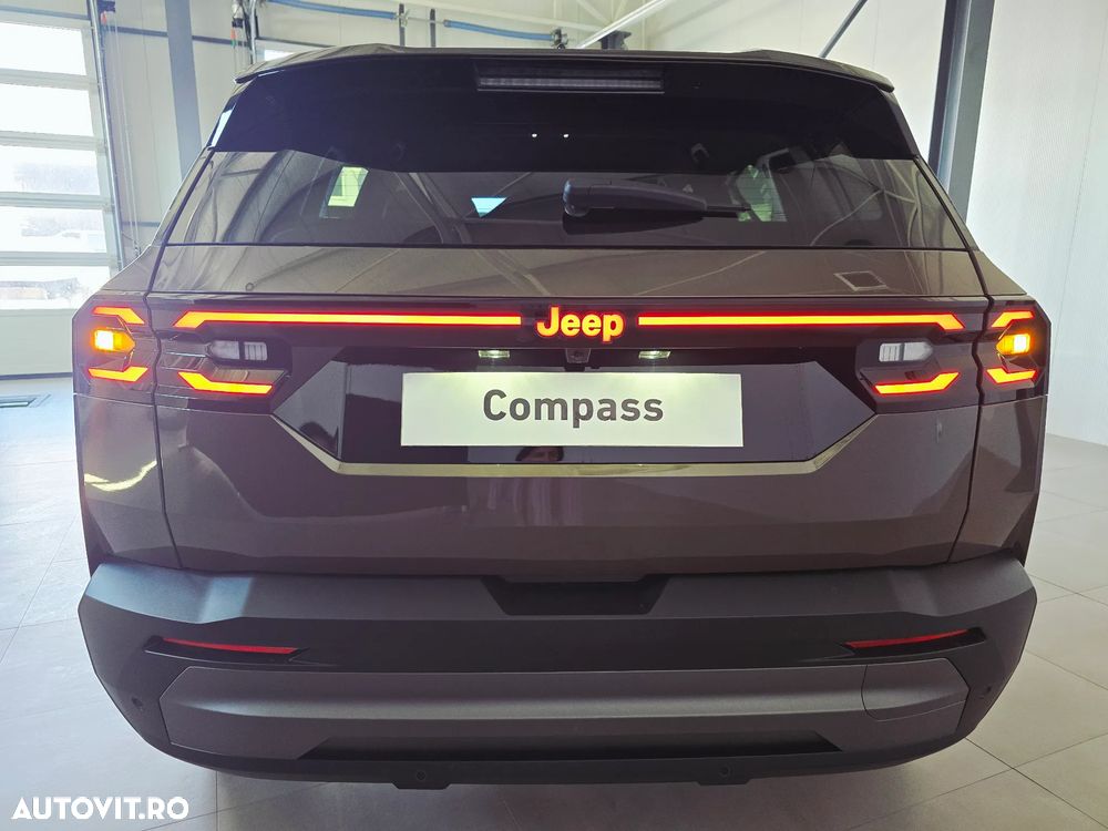 Jeep Compass 1.2 e-Hybrid DCT6 First Edition - 18