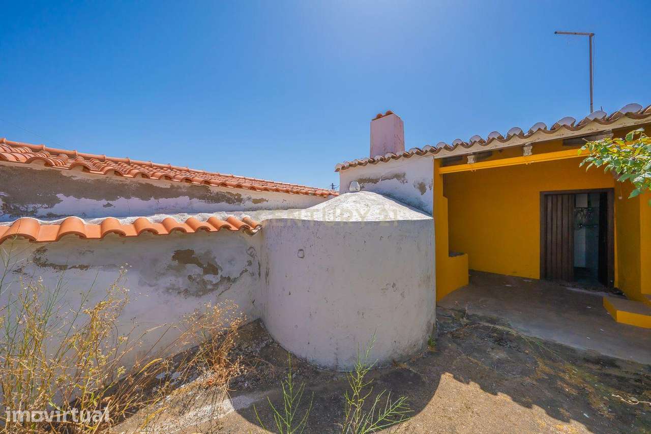Moradia T2 para Remodelação Total em Vale de Açor de Cima – Mértola - Grande imagem: 2/19