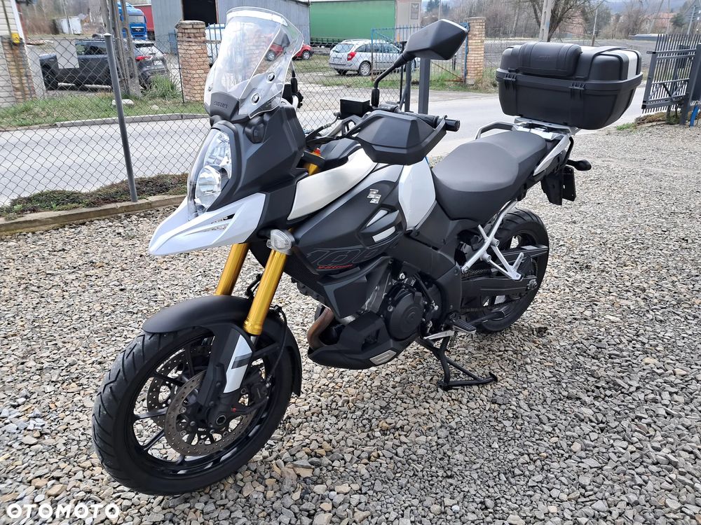 Suzuki V-STROM - 2