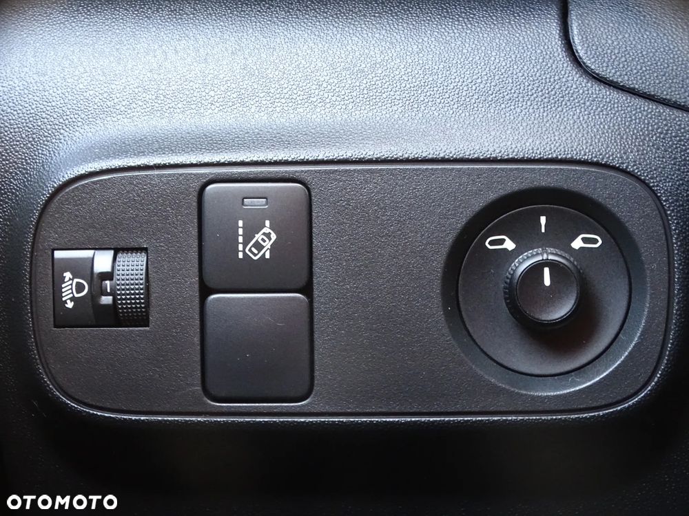 Citroën C3 Pure Tech 110 S&S SHINE - 17