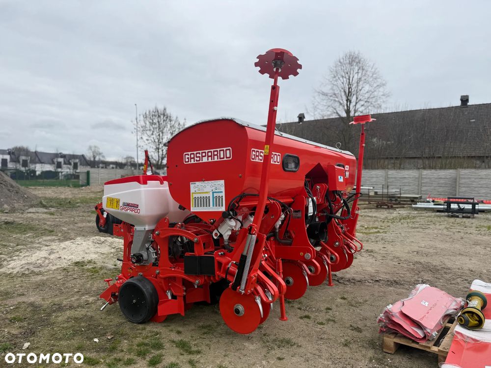 Maschio Gaspardo Siewnik punktowy MTER 300 6R ISOTRONIC (elektryczny) - 9