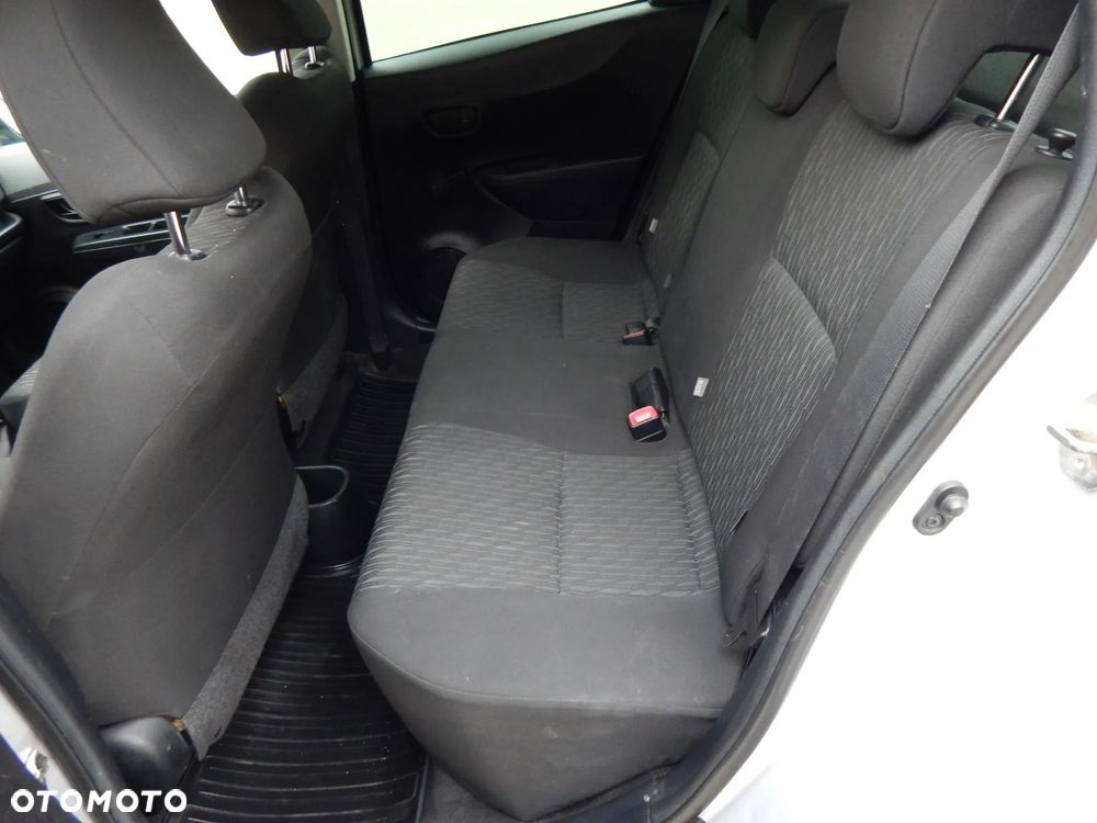 Toyota Yaris 1.33 VVT-i Comfort - 11