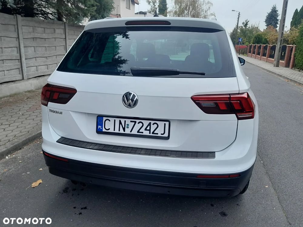 Volkswagen Tiguan - 9