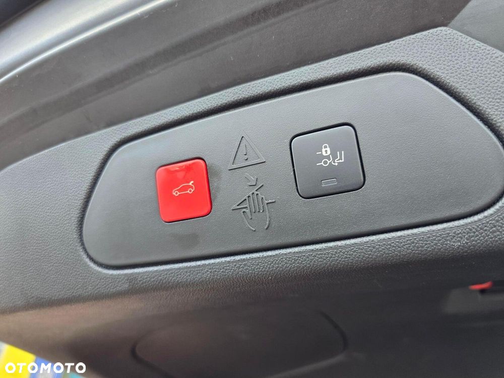 Opel Grandland X 1.6 T Elegance S&S - 25