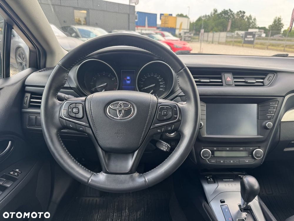 Toyota Avensis 1.8 Premium MS - 14