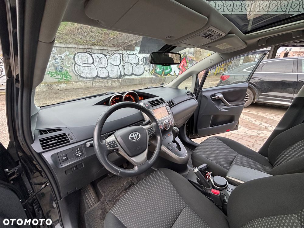 Toyota Verso 2.2 D-CAT Sol Plus 7os - 13