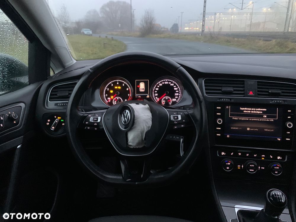 Volkswagen Golf 1.4 TSI BMT Highline - 15