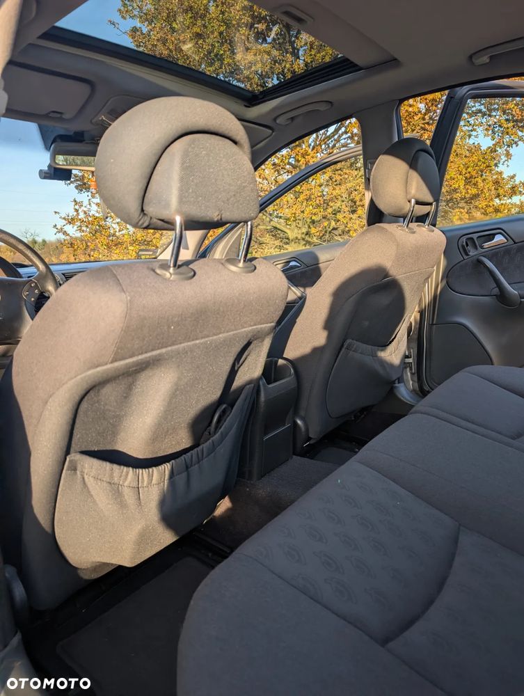 Mercedes-Benz Klasa C - 12