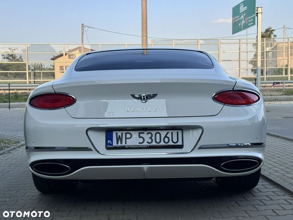 Bentley Continental GT - 7