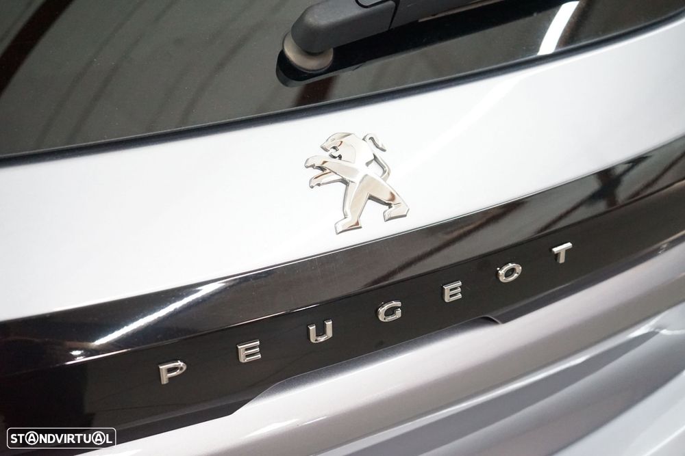 Peugeot 208 1.2 PureTech Active - 12