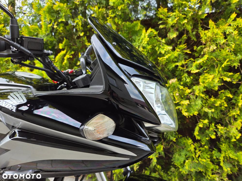 Honda CBF - 10