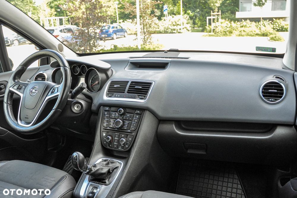 Opel Meriva - 10