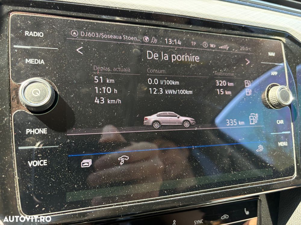 Volkswagen Passat - 10