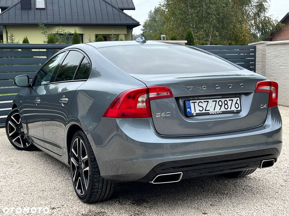 Volvo S60 D4 Geartronic Summum - 5