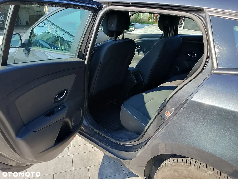 Renault Megane 1.5 dCi Authentique - 7