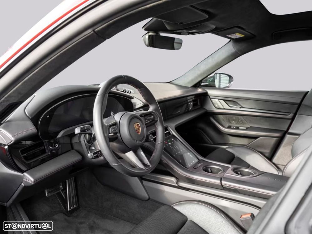 Porsche Taycan Sport Turismo - 5