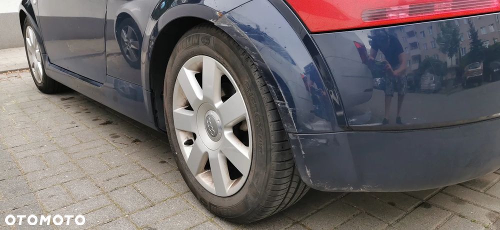 Audi TT Coupé 1.8T Quattro - 8