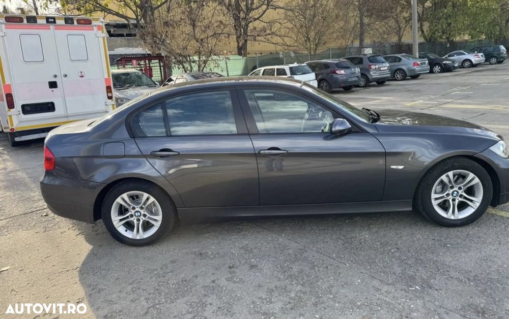 BMW Seria 3 318d DPF Edition Lifestyle - 8