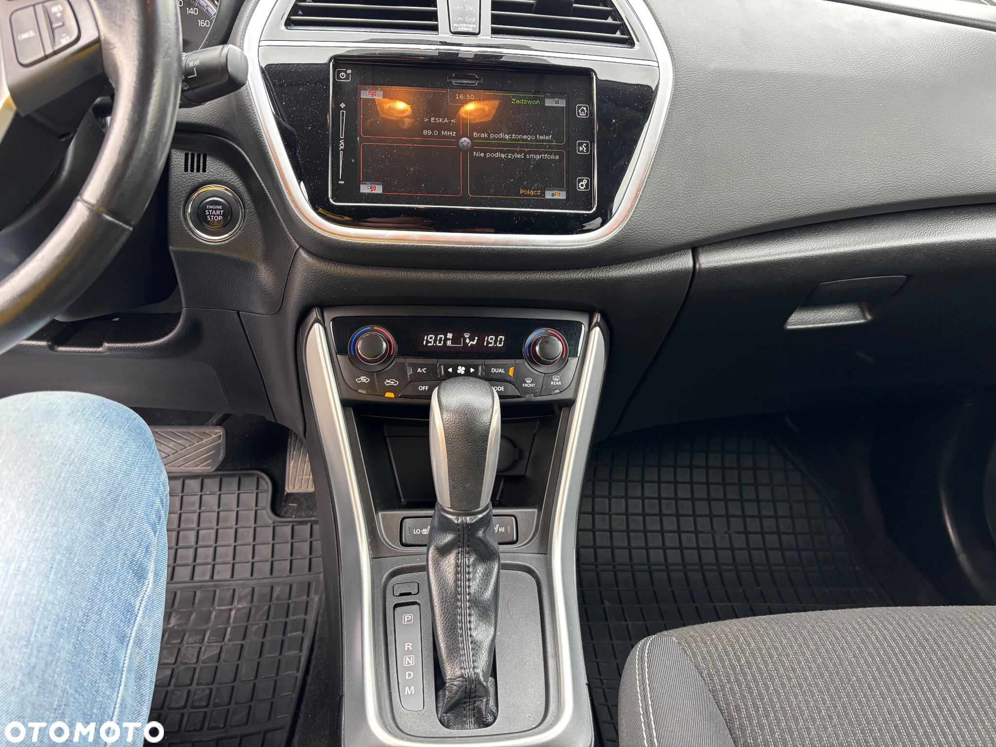 Suzuki SX4 S-Cross 1.0 T Premium - 11