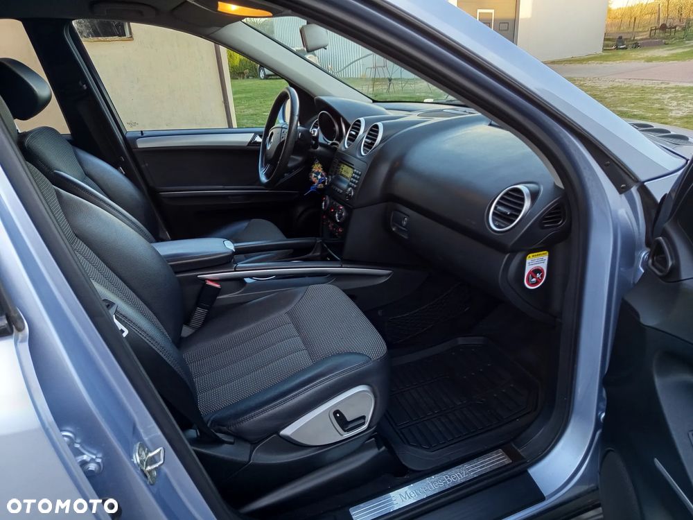 Mercedes-Benz ML - 17