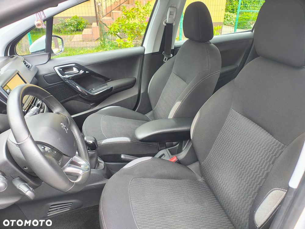Peugeot 208 1.6 BlueHDi Active S&S - 14