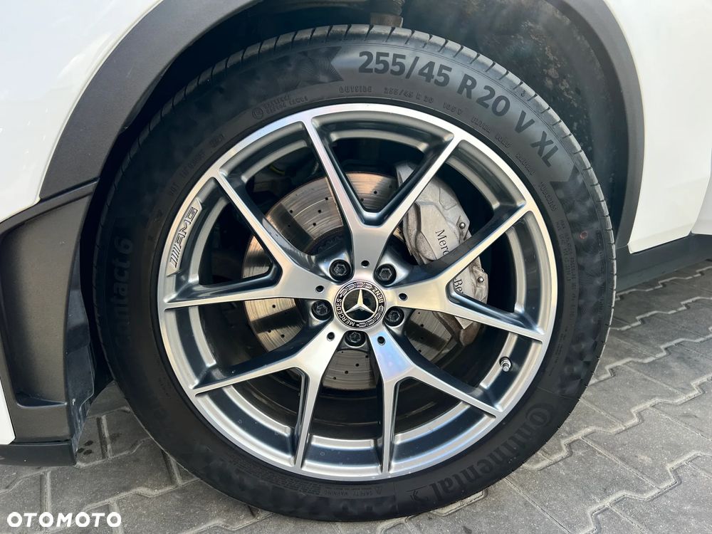 Mercedes-Benz GLC 300 d 4-Matic - 22