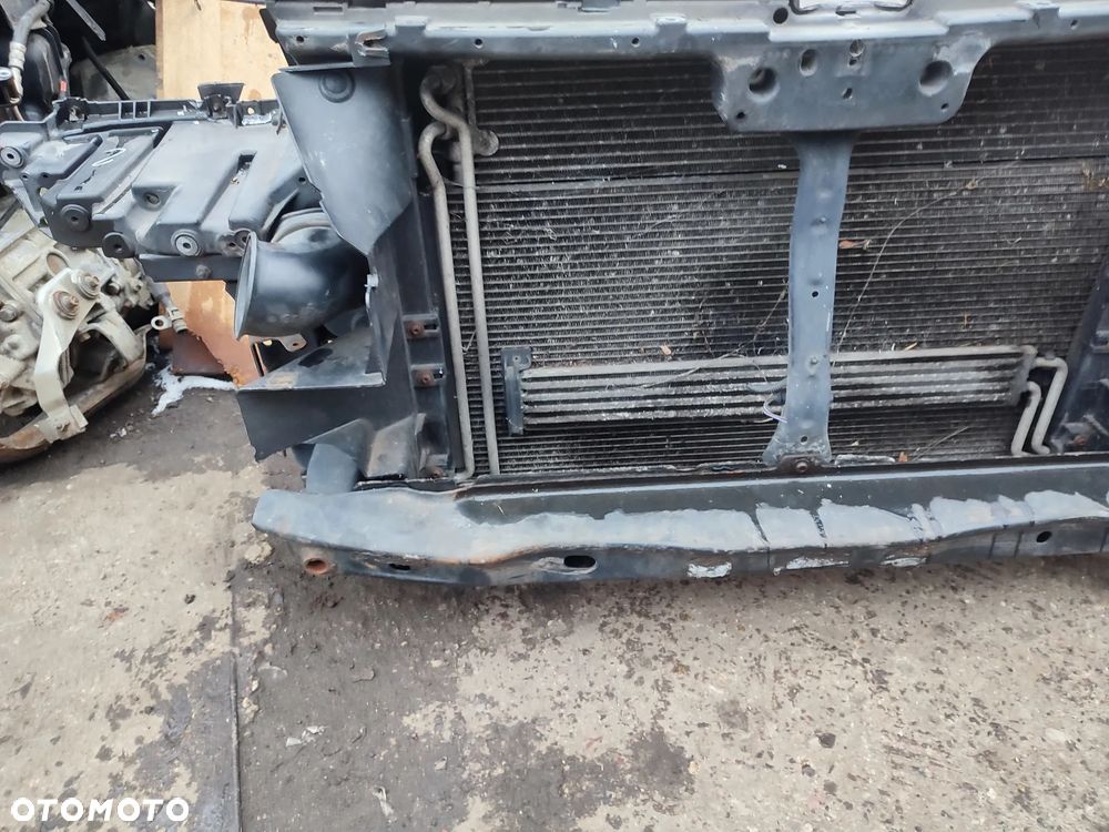 VW Touareg I 1 7L wzmocnienie pas komplet 2.5 TDI - 3