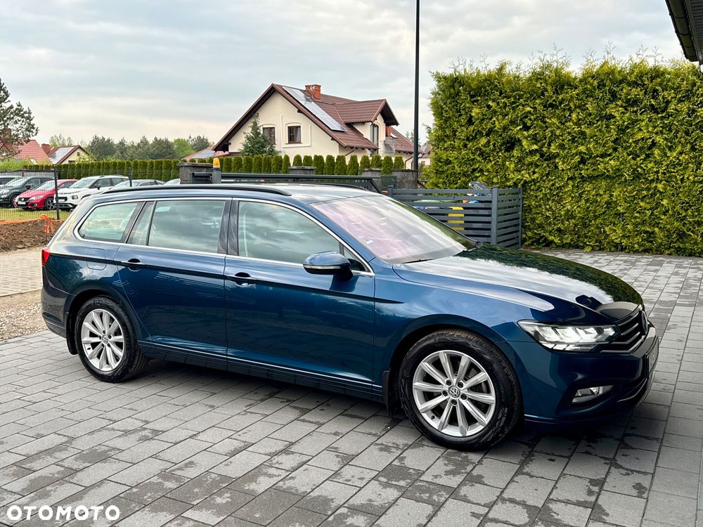 Volkswagen Passat 2.0 TDI SCR DSG Comfortline - 30