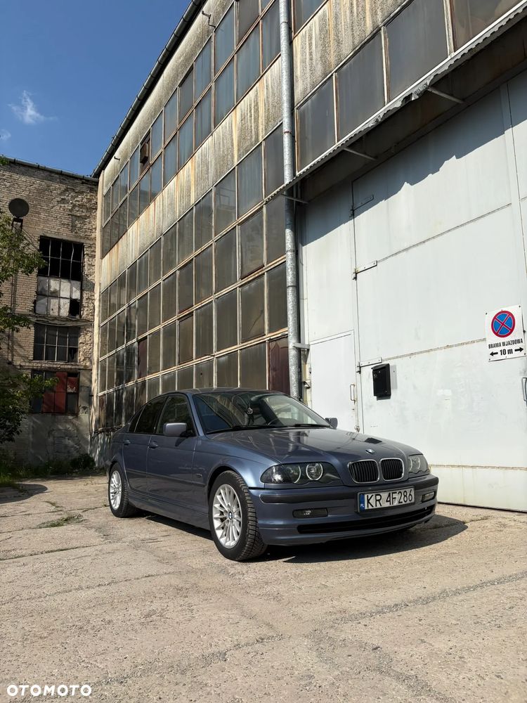 BMW Seria 3 320d - 11