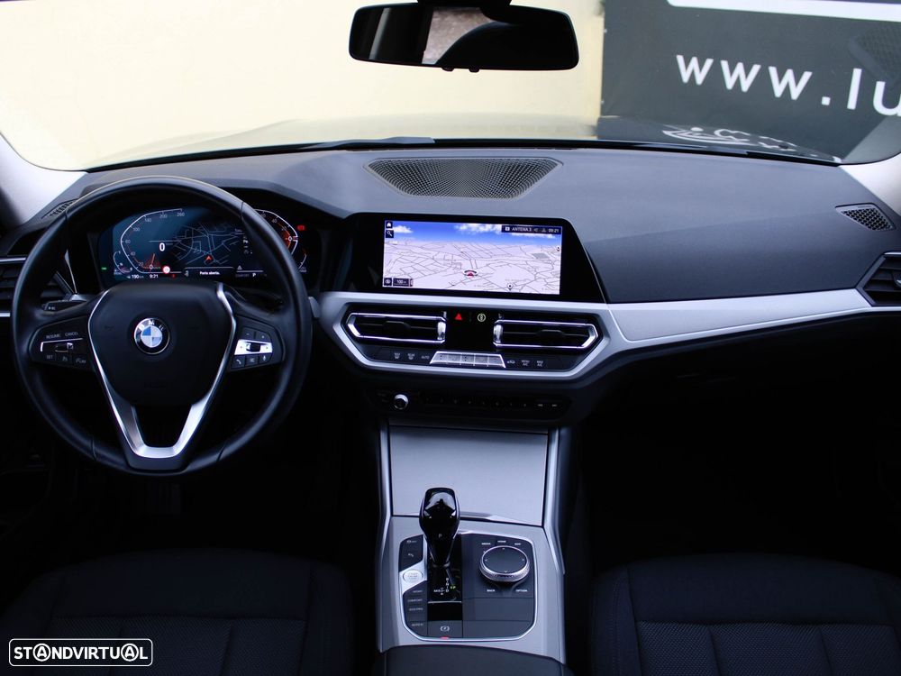 BMW 318 d Auto - 4
