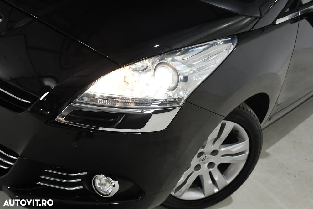 Peugeot 5008 HDI FAP 165 Automatik Allure - 23