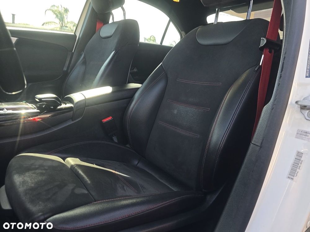 Mercedes-Benz Klasa A AMG 35 4Matic AMG Speedshift DCT 7G - 7