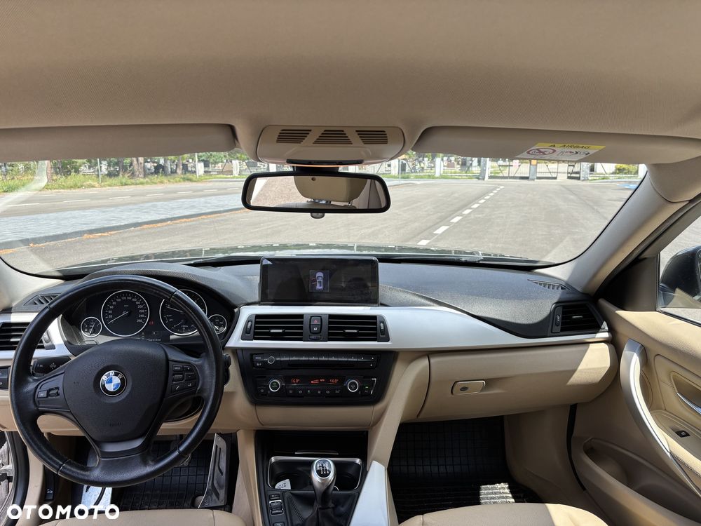 BMW Seria 3 316d - 12