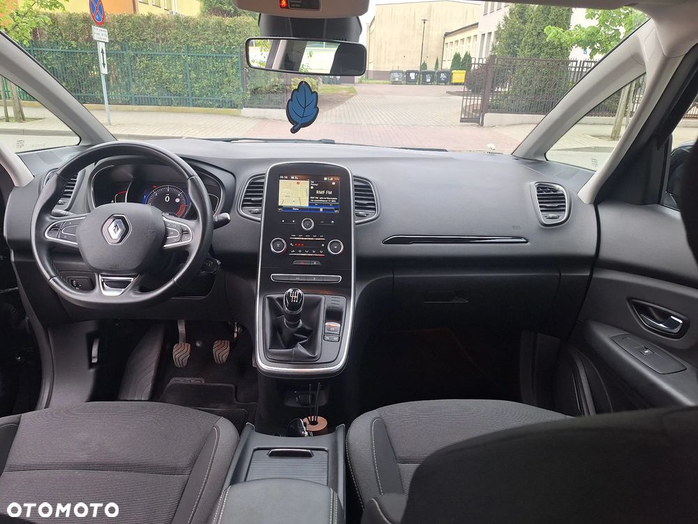 Renault Scenic - 13