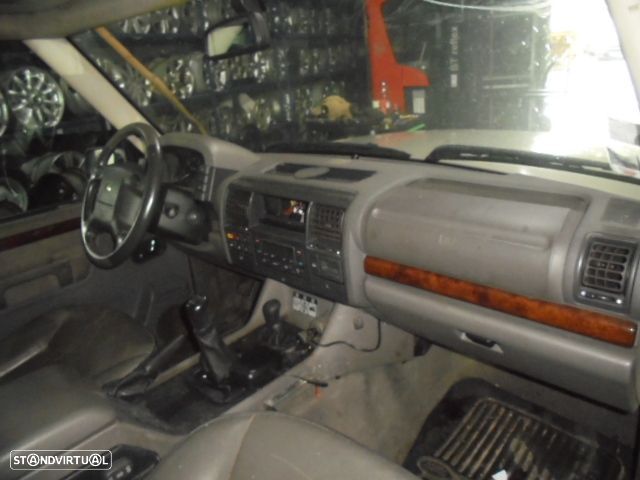 Carro MOT: 10P CXVEL: R380 5 LAND ROVER DISCOVERY 2 L318 FASE 2 2000 2.5TDS 4X4 140CV 5P CINZA DIESEL - 9