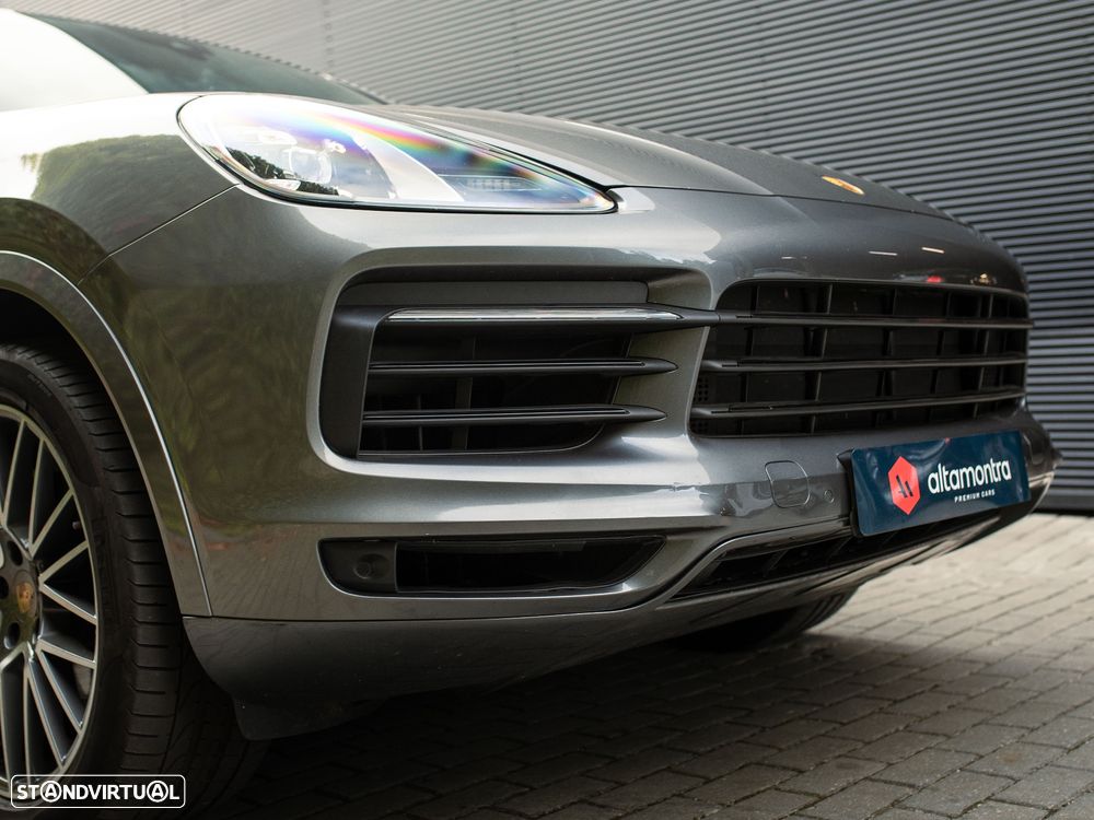 Porsche Cayenne Coupé E-Hybrid - 7
