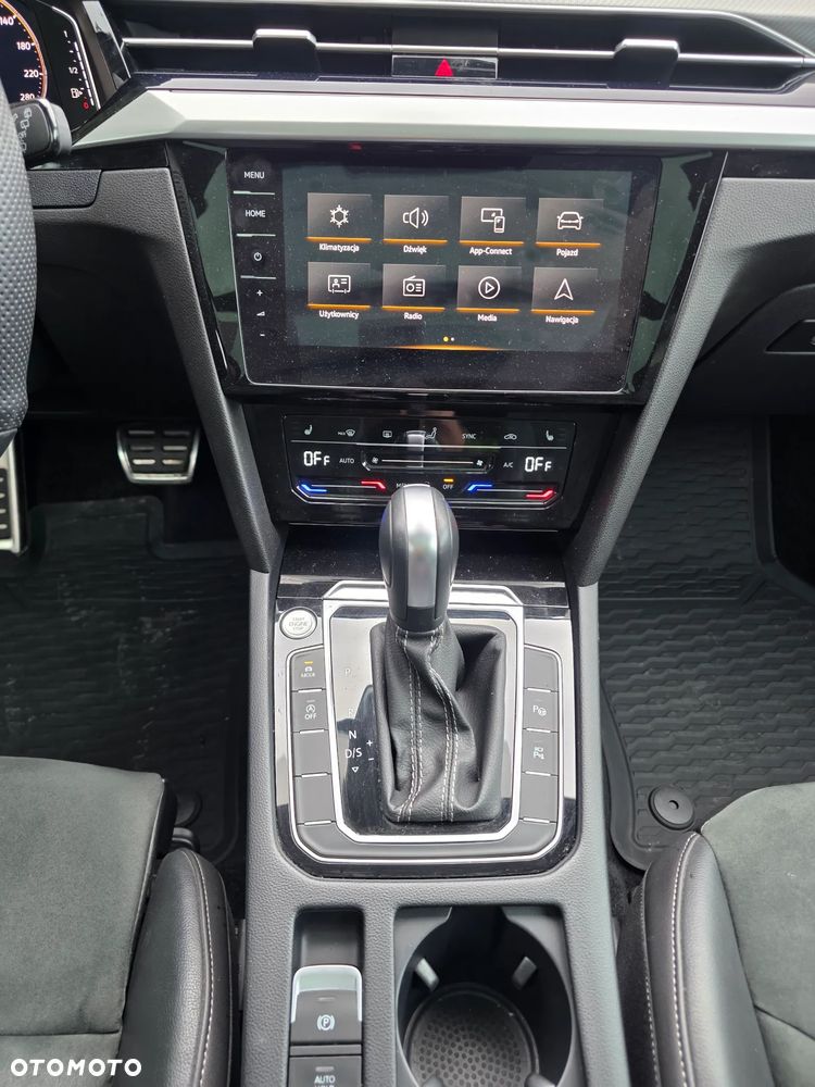 Volkswagen Arteon 2.0 TDI R-Line DSG - 29