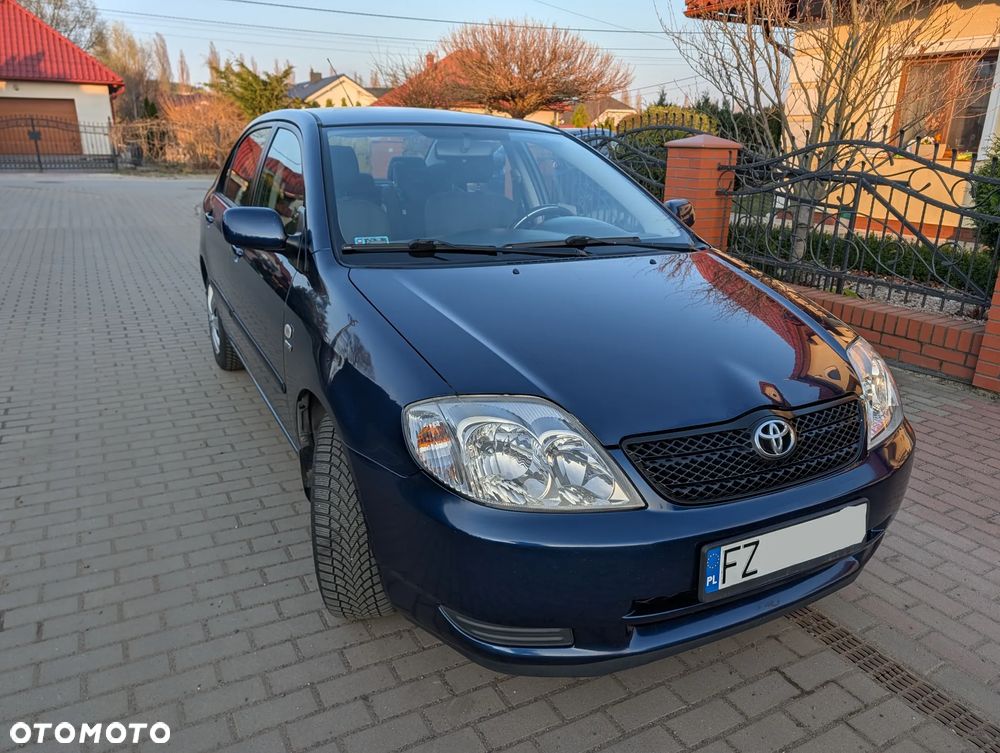 Toyota Corolla 1.6 VVT-i Terra Polaris - 1