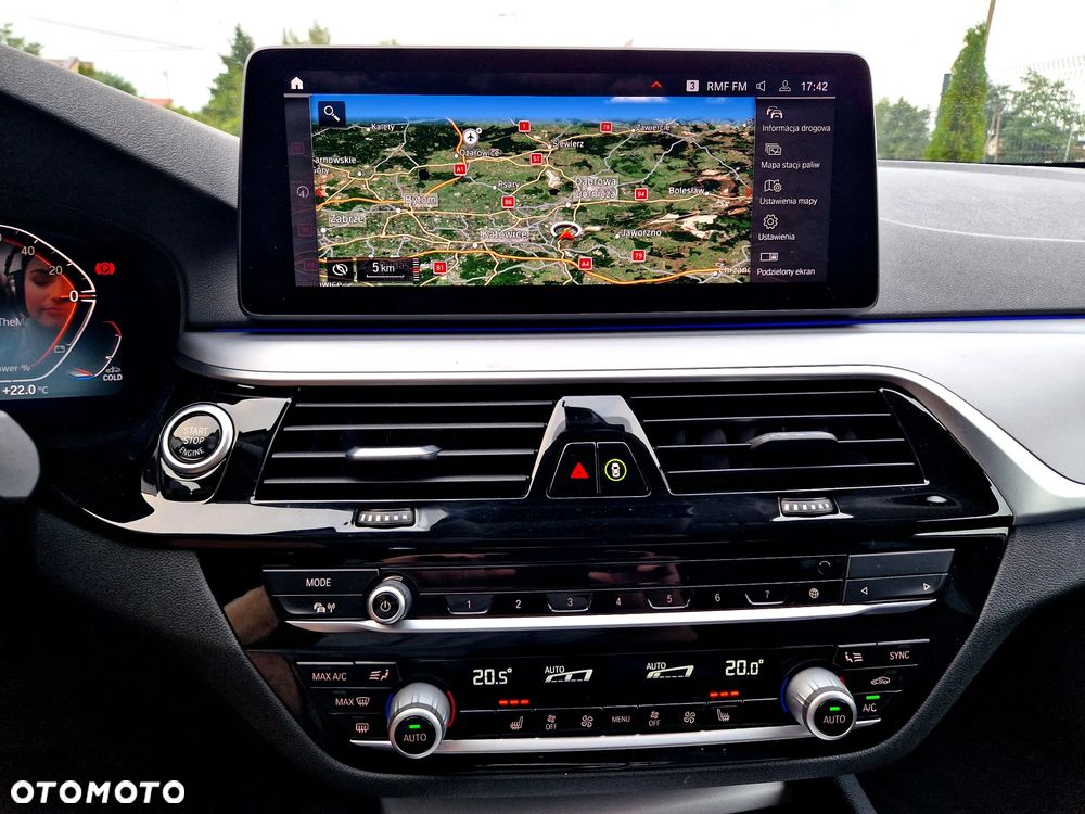 BMW Seria 5 520d Touring - 21